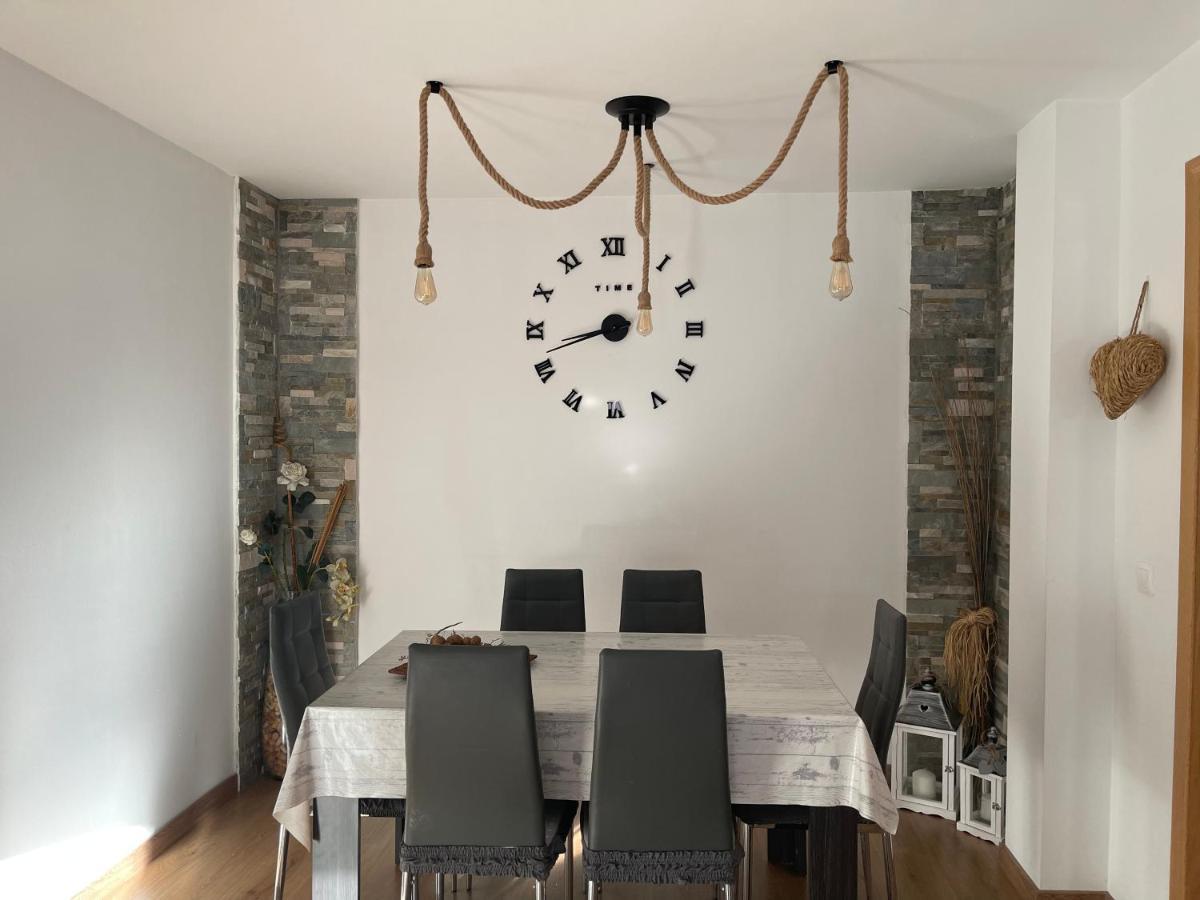 Piso Victoria Apartment Guardiola de Berga Bagian luar foto